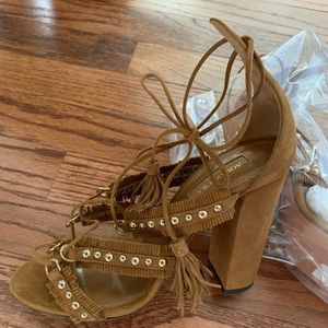 NEW Woman’s Aquazzura suede sandals